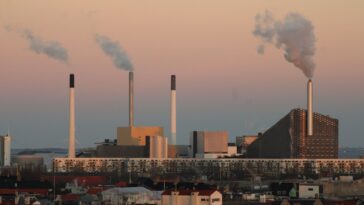 Copenhague a coiffé une usine d'une piste de ski de 400 m en 2019 : ses fours ne tournent pas avec les déchets des Danois