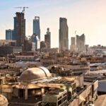 L'Arabie saoudite a lancé une ville de 170 km pour 9 millions d'habitants : en 2030, seuls 2,4 km sortiront vraiment de terre