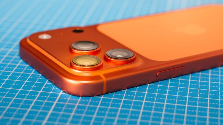 C'est fini pour l'iPhone de base chaque rentrée : le 9 septembre, Apple monte sur scène sans lui